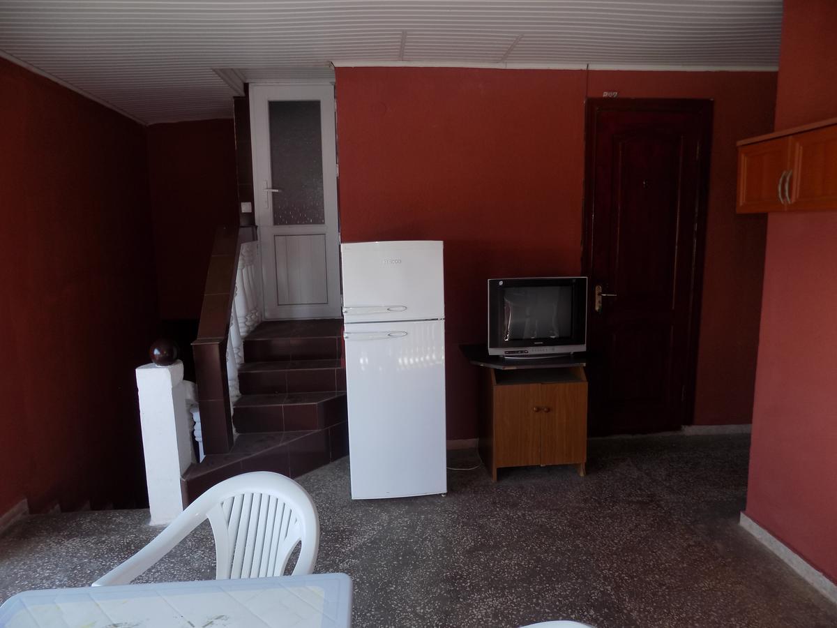 Hotel Amirani Kobuleti Luaran gambar